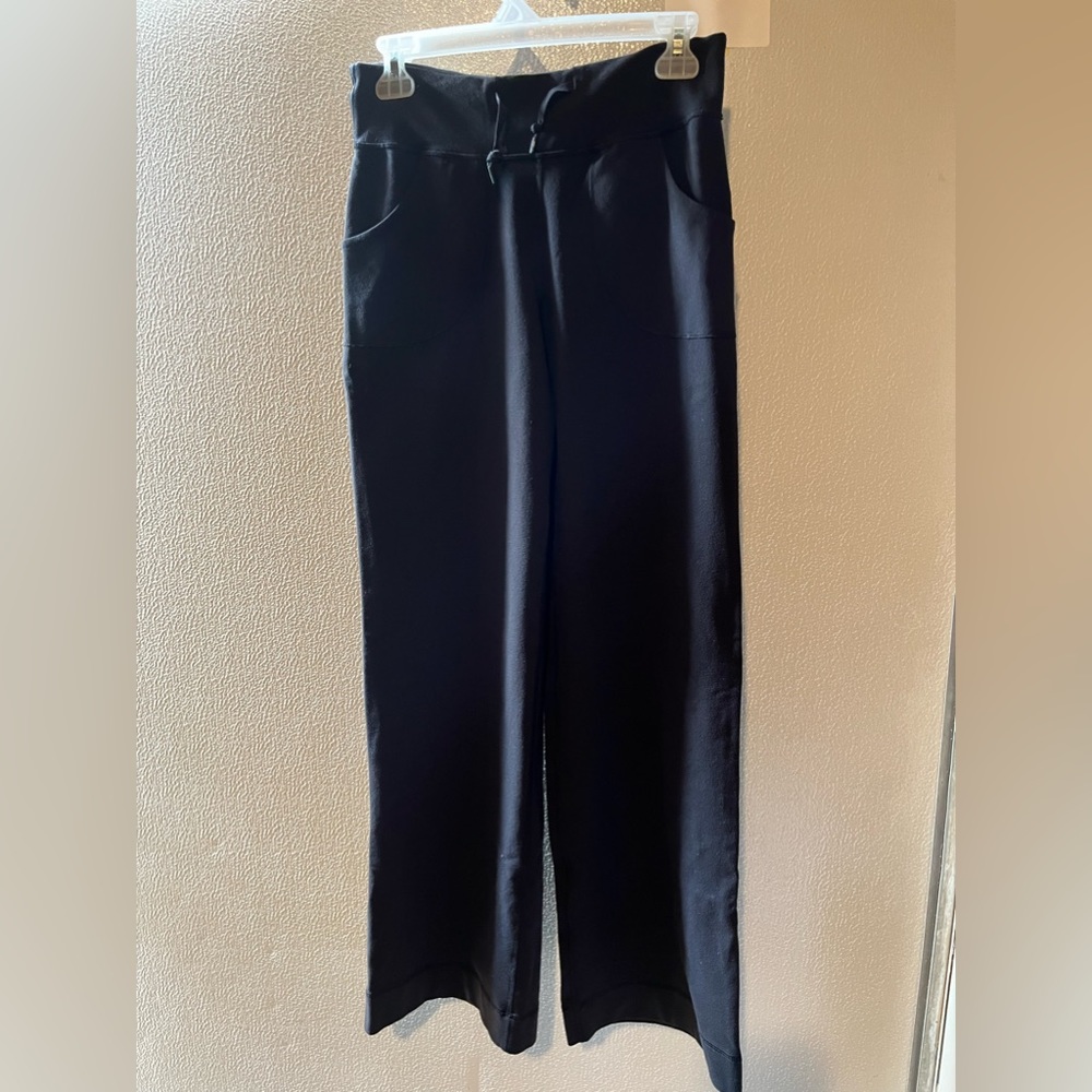 Lululemon wide leg pants W/stretch